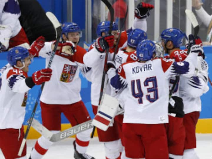 Winter Olympics 2018: Czech Republic pip defending champions Canada to top Group A in men's ice hockey