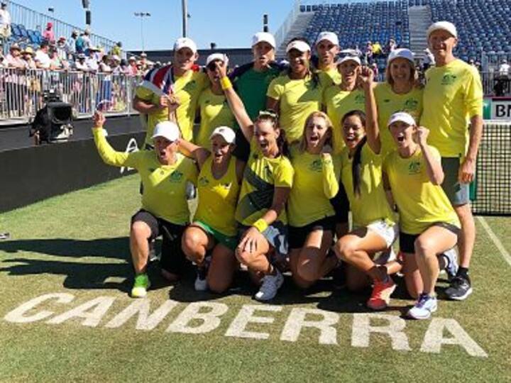Fed Cup: Ashleigh Barty, Casey Dellacqua beat Nadiia and Lyudmyla Kichenok in doubles to help Australia pip Ukraine