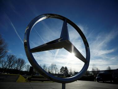 US investigators probing Mercedes maker Daimler find that software was used to pass emissions test