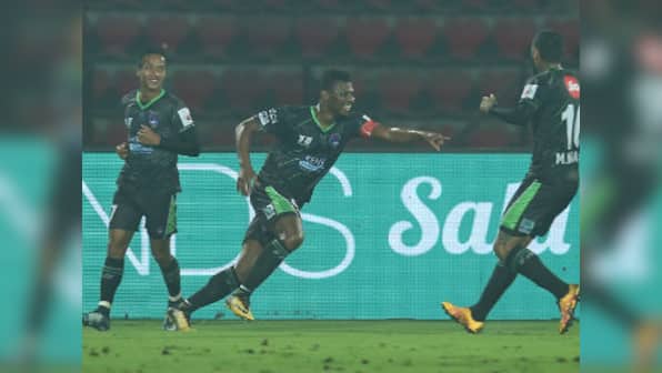ISL 2017-18: Delhi Dynamos prevail over NorthEast United FC thanks to Kalu Uche's late winner