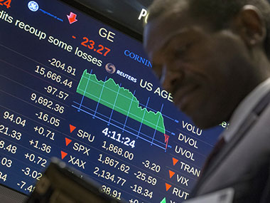 Dow Jones Industrial Average plunges over 1,000 points, sinks into correction; S&P 500 falls 100 points Dow Jones Industrial Average plunges over 1,000 points, sinks into correction; S&P 500 falls 100 points