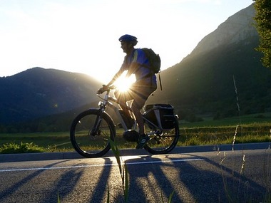 Hero Electric unveils two electric cycles and an electric scooter ahead of Auto Expo 2018 Hero Electric unveils two electric cycles and an electric scooter ahead of Auto Expo 2018