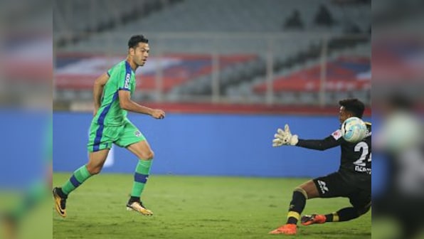 ISL 2017-18: 10-man Bengaluru FC consolidate lead on top by handing ATK their fourth successive defeat