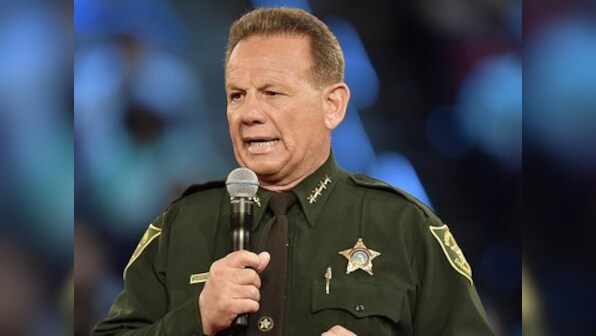 Parkland shooting: Armed sheriff's deputy on duty at Florida school never went inside to confront gunman