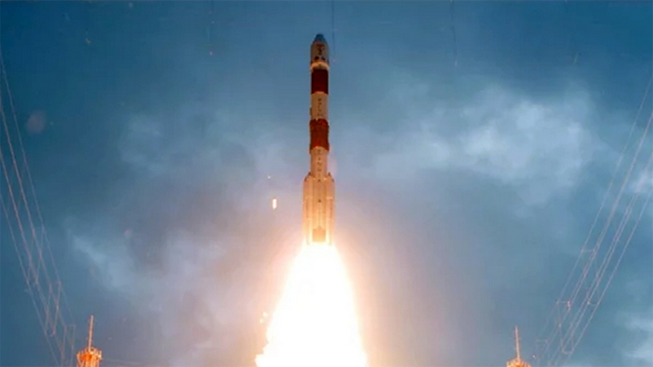 Chandrayaan-2 launch postponed again; Israel may now beat India to the moon Chandrayaan-2 launch postponed again; Israel may now beat India to the moon