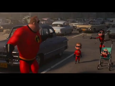 Incredibles 2 Sneak Peek Helen Parr Elastigirl Takes Lead In Disney Pixar S Upcoming Film