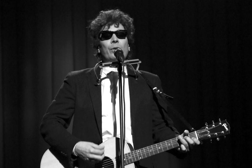 THE TONIGHT SHOW STARRING JIMMY FALLON -- Episode 0816 -- Pictured: Jimmy Fallon as Bob Dylan performs "The Times They Are A-Changin'" from Orpheum Theater in Minneapolis, MN -- (Photo by: Andrew Lipovsky/NBC)