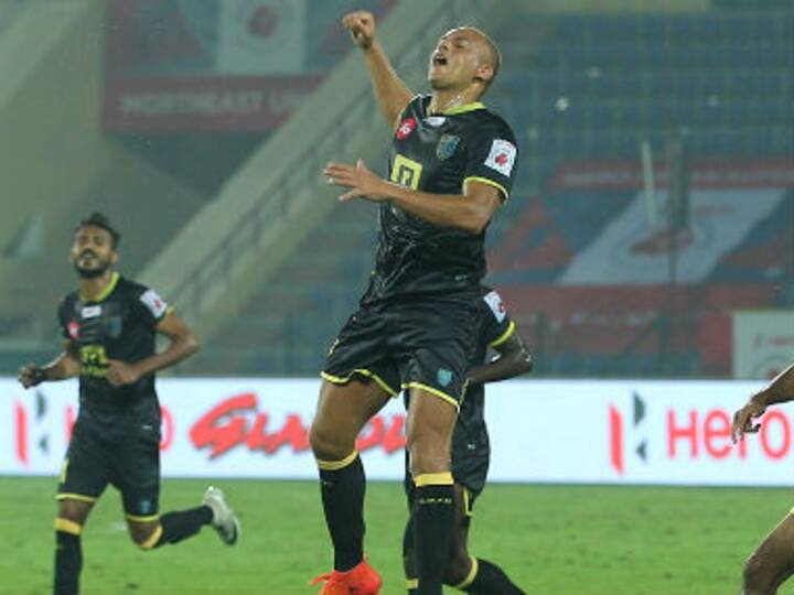 ISL 2017-18: Kerala Blasters maintain playoff hopes after beating beleaguered NorthEast United