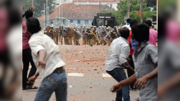 KSU, DYFI activists clash over CPM flag posts in Kerala; both groups call for hartal today
