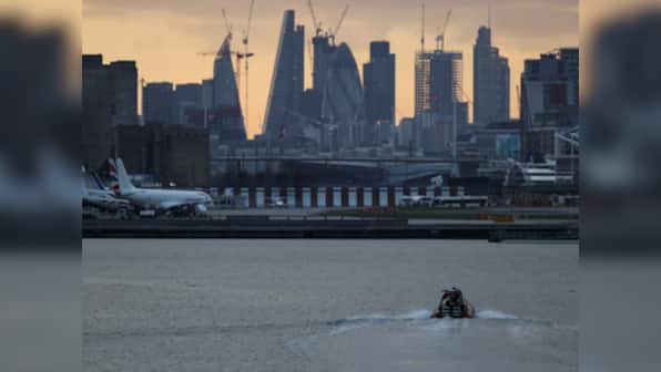 London airport reopens after 500 kilograms Second World War bomb was safely removed