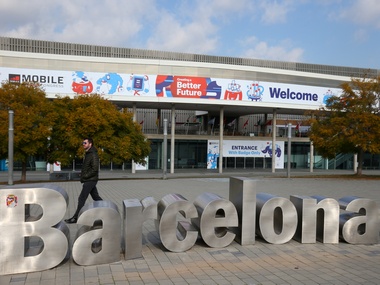 MWC 2018 day one updates: Sony Mobile launches Xperia XZ2 and XZ2 Compact with 960fps slow-mo at FHD resolution MWC 2018 day one updates: Sony Mobile launches Xperia XZ2 and XZ2 Compact with 960fps slow-mo at FHD resolution