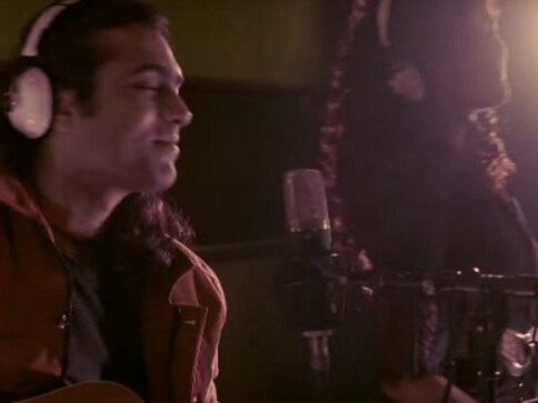 Pehla Nasha, iconic song from Jo Jeeta Wohi Sikandar, revamped for Onir's upcoming film Kuch Bheege Alfaaz Pehla Nasha, iconic song from Jo Jeeta Wohi Sikandar, revamped for Onir's upcoming film Kuch Bheege Alfaaz
