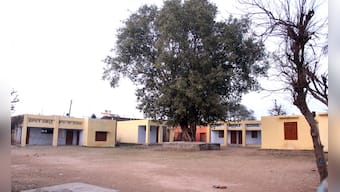 Jammu and Kashmir: Schools shut along LoC as Indian, Pakistani soldiers exchange heavy fire