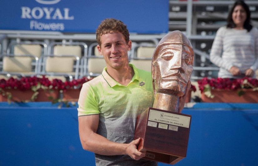 Roberto Carballes Baena poses with the trophy after winning the final at Quito. Image courtesy: Twitter/@EcuadorOpen250