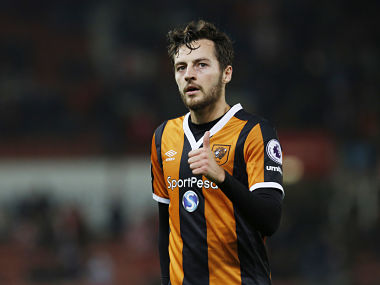 Hull City and England's midfielder Ryan Mason announces retirement after failing to recover from serious head injury Hull City and England's midfielder Ryan Mason announces retirement after failing to recover from serious head injury