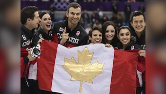 Winter Olympics 2018: Figure skaters Tessa Virtue and Scott Moir inspire Canada to first gold at Pyeongchang