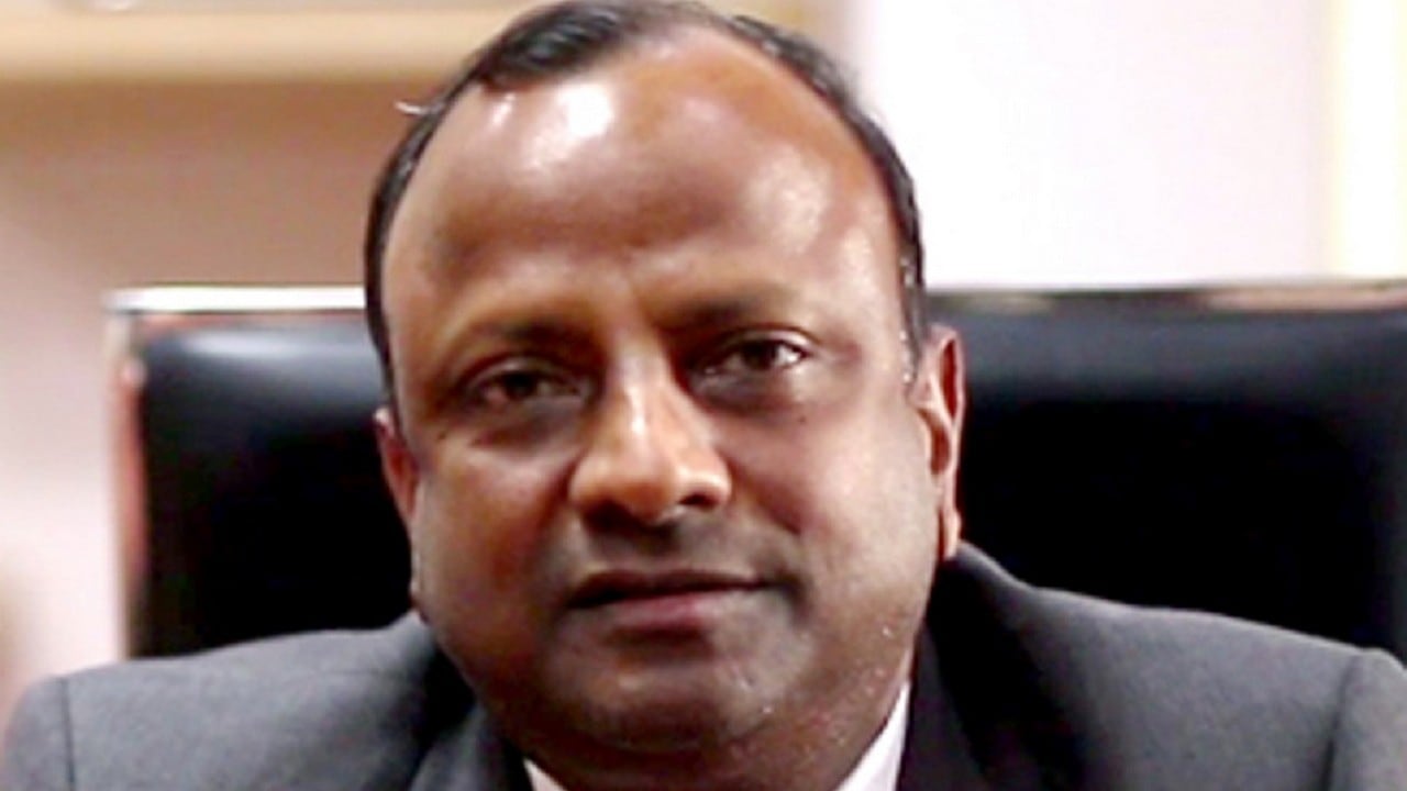 PSU bank mergers: SBI not right candidate to take over more banks, says ...