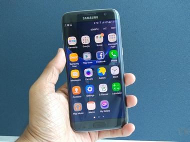 Samsung Galaxy S7 Edge 32 GB variant gets a price cut to Rs 35,900 in India ahead of S9 launch Samsung Galaxy S7 Edge 32 GB variant gets a price cut to Rs 35,900 in India ahead of S9 launch