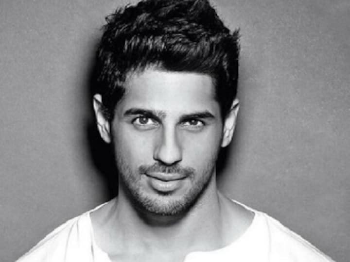 Sidharth Malhotra reportedly in talks to star in Bollywood remake of popular Kannada film Kirik Party