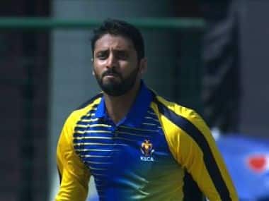 Karnataka’s Sreenath Aravind announced his retirement from first-class cricket after his side won the Vijay Hazare Trophy. Image courtesy: Twitter @BCCIDomestic