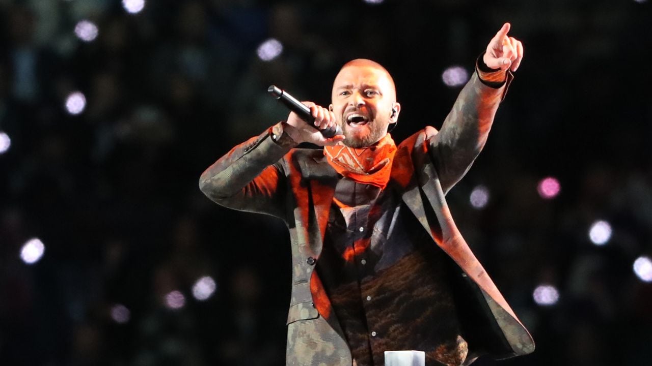 Justin Timberlake pays tribute to Prince, Pink sings National Anthem at ...