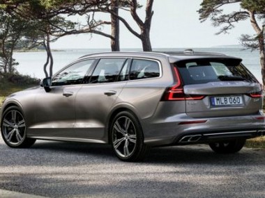 Volvo unveils a brand new version of the V60 estate Volvo unveils a brand new version of the V60 estate