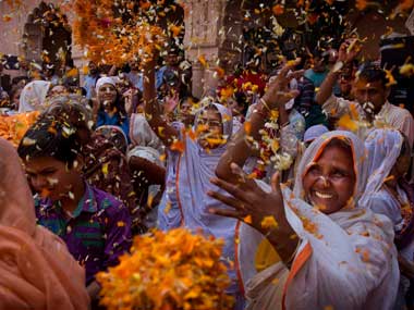 Holi celebration 2018: Vrindavan widows to present 11 earthen pots of gulaal, sweets to Narendra Modi 'bhaiya' Holi celebration 2018: Vrindavan widows to present 11 earthen pots of gulaal, sweets to Narendra Modi 'bhaiya'
