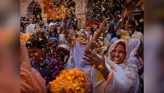 Holi celebration 2018: Vrindavan widows to present 11 earthen pots of gulaal, sweets to Narendra Modi 'bhaiya'
