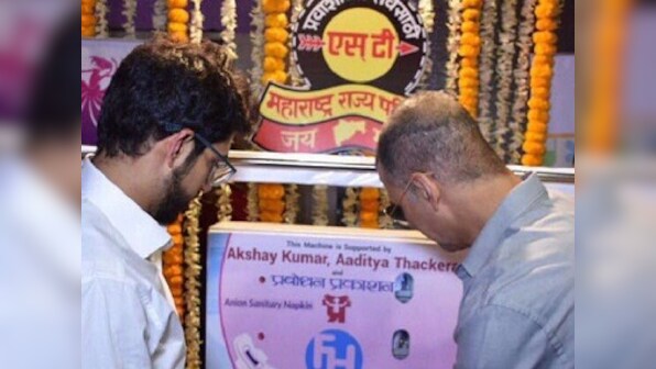 Padman star Akshay Kumar, Aditya Thackeray inaugurate sanitary pad vending machine at Mumbai Central as Padman soars at box office
