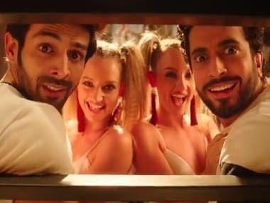 Sonu Ke Titu Ki Sweety song Bom Diggy Diggy: A catchy number that will stay in your head all day