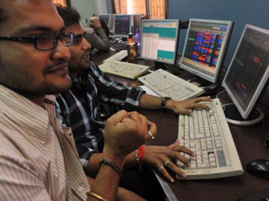 Stock markets open in green: Sensex rallies over 600 points, Nifty tops 9,300-mark in early trade; Rupee up Stock markets open in green: Sensex rallies over 600 points, Nifty tops 9,300-mark in early trade; Rupee up