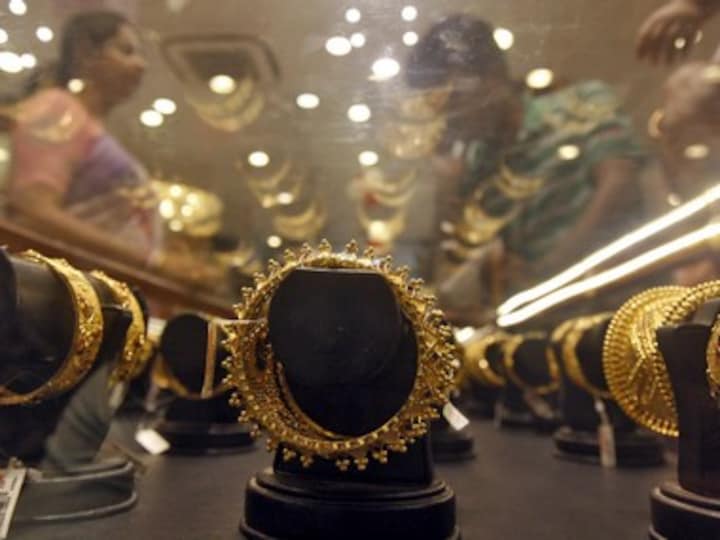 Rs 824 cr Kanishk Gold fraud: CBI grills directors Bhoopesh Jain, wife Neeta; files case on SBI’s complaint