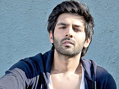 Election Commission ropes in Kartik Aaryan to promote voting in Madhya Pradesh in Lok Sabha polls Election Commission ropes in Kartik Aaryan to promote voting in Madhya Pradesh in Lok Sabha polls