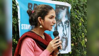 ABVP members allegedly attack DU student activist Kawalpreet Kaur at event on online harassment of women