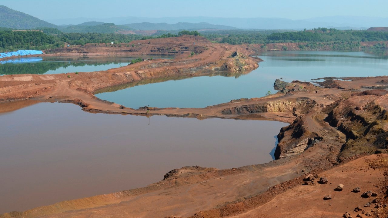 Karnataka Plans Fresh Tenders For Donimalai Iron Ore Mines Seeking 80% ...