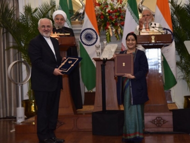 Narendra Modi hails Hassan Rouhani's vision for Chabahar port; India, Iran agree to cooperate in trade, finance Narendra Modi hails Hassan Rouhani's vision for Chabahar port; India, Iran agree to cooperate in trade, finance