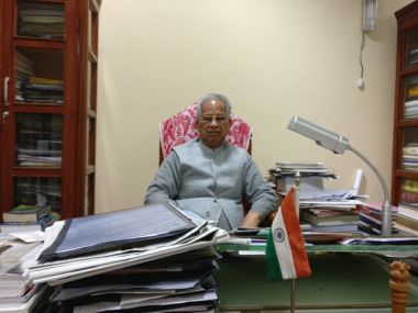 Assam NRC: Congress ropes in Tarun Gogoi to restore lost ground, but move exposes party's disconnect with regional leaders Assam NRC: Congress ropes in Tarun Gogoi to restore lost ground, but move exposes party's disconnect with regional leaders