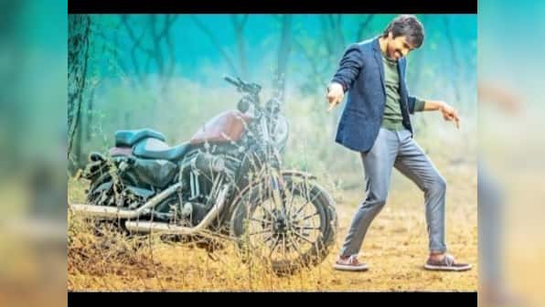 Touch Chesi Choodu movie review: Ravi Teja's screen presence saves this boring film