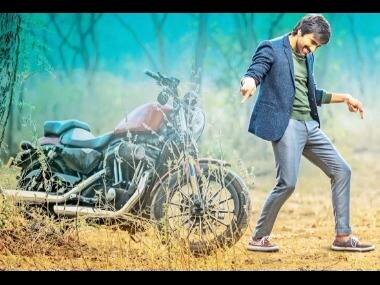 Touch Chesi Choodu movie review: Ravi Teja's screen presence saves this boring film