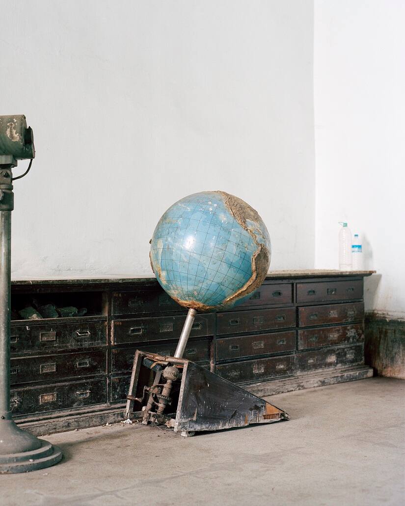© Regine Petersen, Find a Fallen Star, 2011-2015. Image courtesy the artist and JaipurPhoto