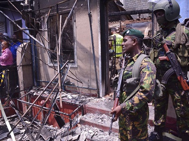 Emergency in Sri Lanka: Mobs clash with police as tensions rise in curfew-bound Kandy Emergency in Sri Lanka: Mobs clash with police as tensions rise in curfew-bound Kandy