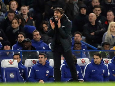 Chelsea head coach Antonio Conte shouts during the English Premier League soccer match between Chelsea and Crystal Palace at Stamford Bridge stadium in London, Saturday, March 10, 2018. (AP Photo/Matt Dunham)
