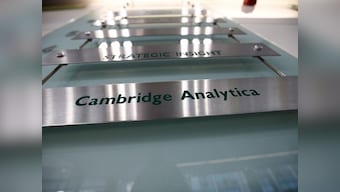 US Senate planning to hold a future hearing on Cambridge Analytica and other companies that have improperly obtained Facebook user data