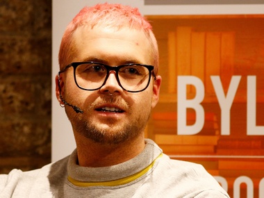 UK authorities start investigating Facebook over data breach with plans to raid Cambridge Analytica UK authorities start investigating Facebook over data breach with plans to raid Cambridge Analytica
