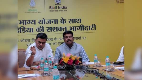 Government launches skill development programme in 6 states for speedy electrification of all households under Saubhagya Yojna