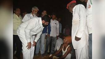 Devendra Fadnavis govt faces farmers' ire as huge procession threatens to take over Mumbai on 12 March