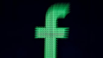 Cambridge Analytica scandal: 355 Facebook users in India compromised the privacy of 5 lakh others