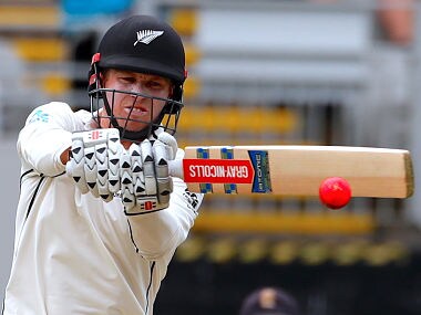New Zealand vs England: Henry Nicholls reaches fifty before rain virtually washes out entire third day