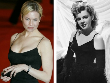 Renée Zellweger looks eerily similar to Judy Garland in first photo from upcoming biopic Renée Zellweger looks eerily similar to Judy Garland in first photo from upcoming biopic