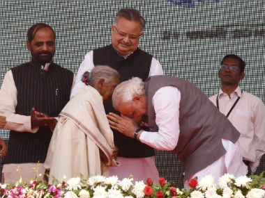 Women's Day: Narendra Modi remembers Chhattisgarh's late Kunwar Bai, says #SheInspiresMe Women's Day: Narendra Modi remembers Chhattisgarh's late Kunwar Bai, says #SheInspiresMe